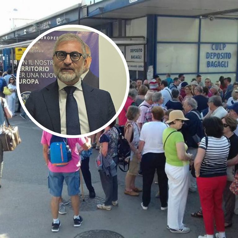 Caos al Molo Beverello. Ambrosio: “Disagi inaccettabili per una capitale del turismo”