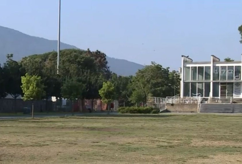 Ragazzini picchiati e rapinati, allarme babygang a Pomigliano. Genitori infuriati