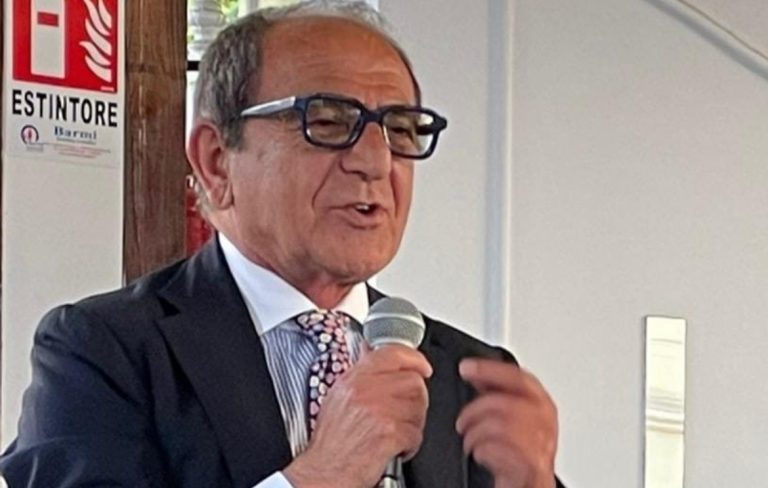 Sant’Anastasia, il sindaco Esposito: “Le fantasie del Pd”