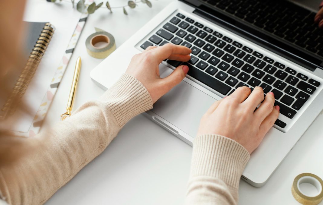 Il Mediano è con Monica: il coraggio non è vittimismo