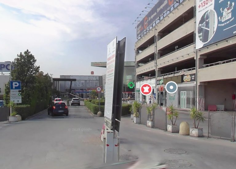 Colpo da Better, raid nella zona del centro commerciale