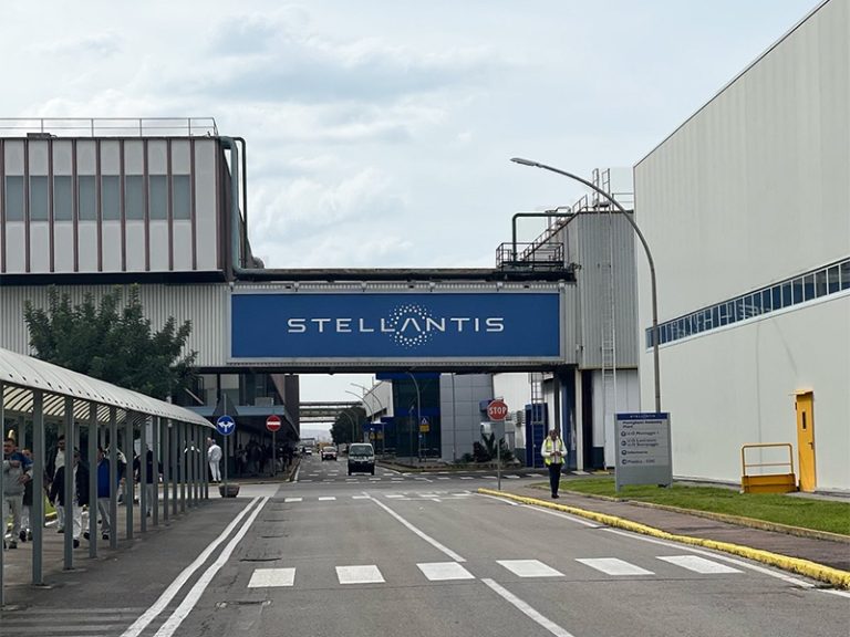 Stellantis condannata per comportamenti antisindacali