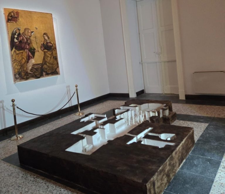 Nola, donato al museo diocesano il plastico delle basiliche di Cimitile
