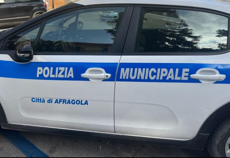 Afragola, la Polizia Locale intensifica i controlli: cittadino denunciato per minaccia a pubblico ufficiale