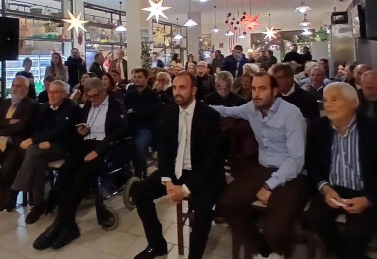 Successo di presenze per l’assemblea organizzativa di Forza Italia a Pollena Trocchia