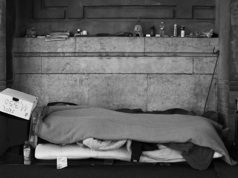 Napoli attiva il Piano Freddo: più posti letto e altri servizi