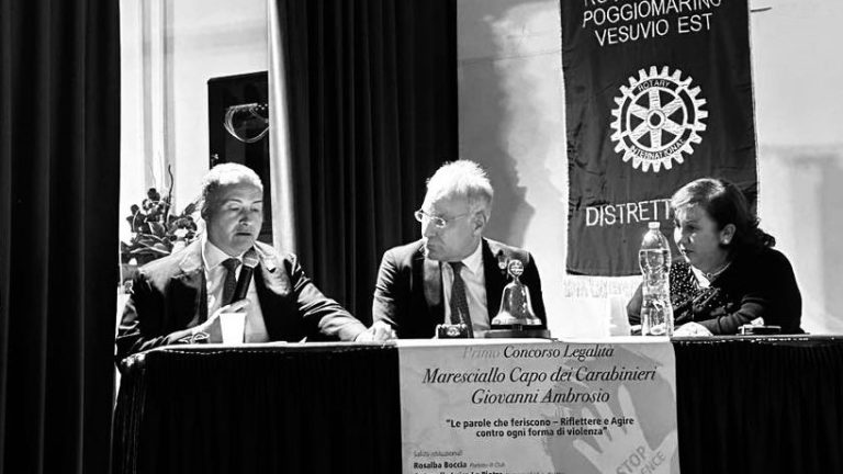 All’ ISIS Da Vinci il primo Concorso Legalità organizzato dal Rotary Club Poggiomarino Vesuvio Est