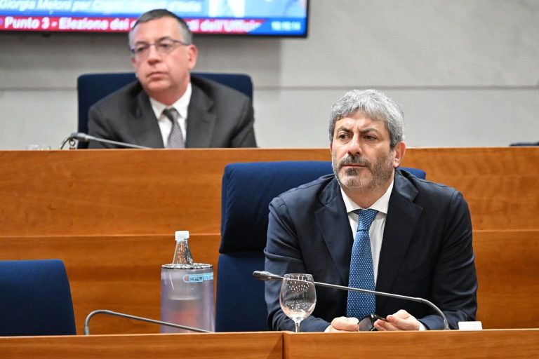 Fico, ora la giunta (davvero): De Luca piazza il suo vice, il Pd cala 3 uomini