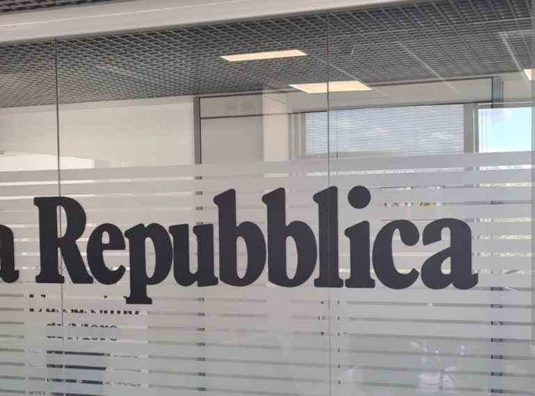 Svaligiata la sede napoletana di Repubblica