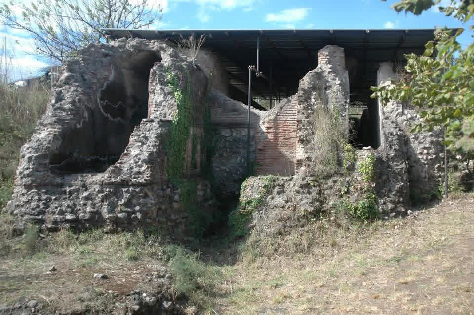 Palma Campania, riemerge l’Acquedotto Augusteo: nuovo tratto scoperto durante i lavori sulla rete idrica