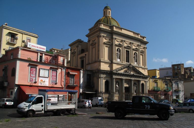 Napoli, la cartapesta nolana in mostra a Piazza Mercato