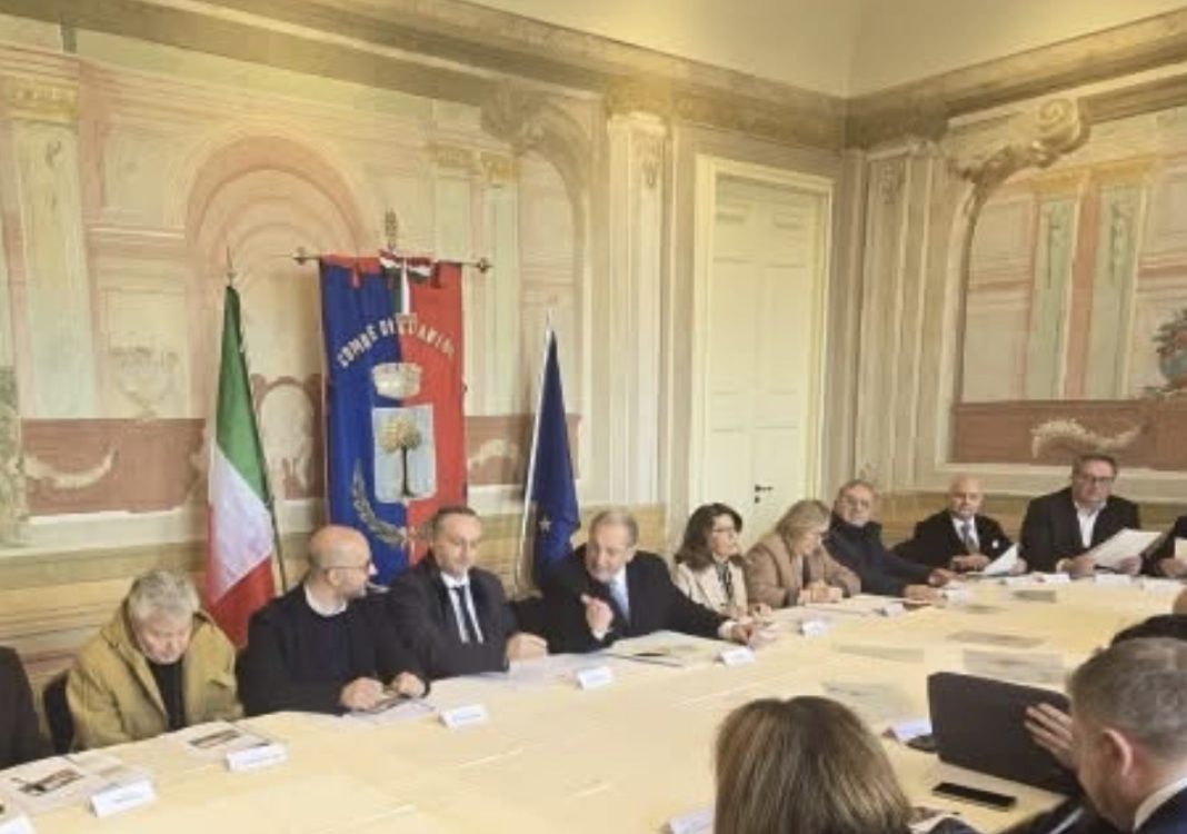 Sicurezza, patto tra Prefetto e sindaci: più controlli anche di notte nell’area vesuviana