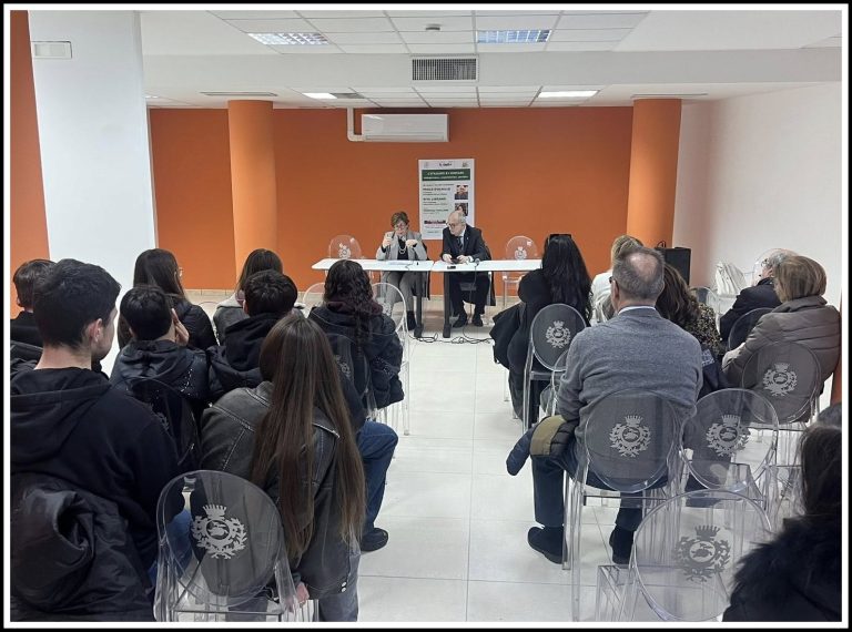 Pomigliano, l’incontro tra gli studenti del Liceo Imbriani e l’Accademia della Crusca