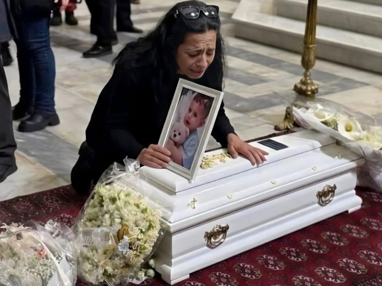 “La caccia ai colpevoli appaga, ma non ripaga”: monsignor Marino all’addio di Domenico