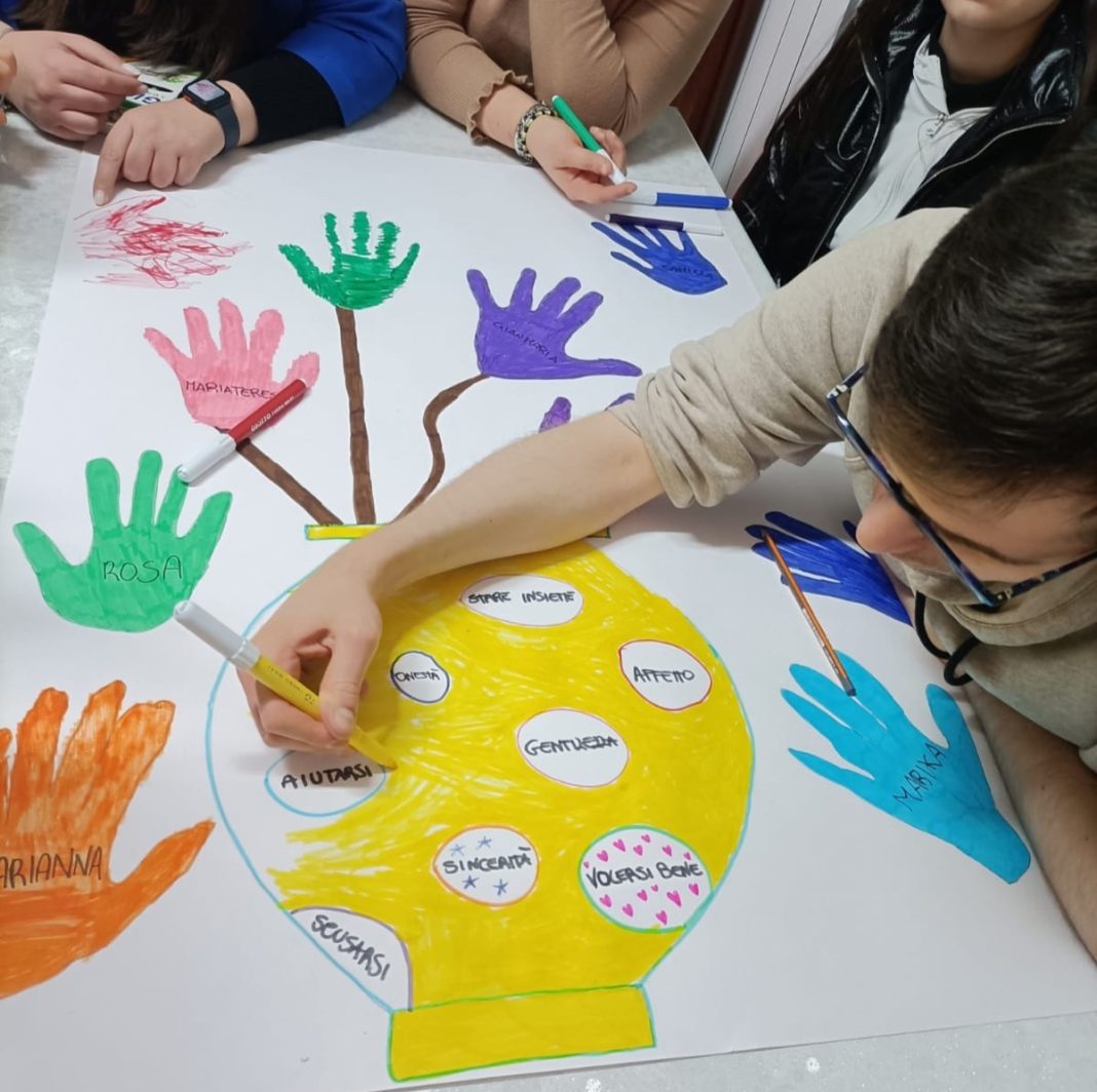 Napoli si candida a Capitale Italiana del Volontariato 2027: istituzioni e Terzo settore per il progetto “Ecosistema Vulcanico del Bene”