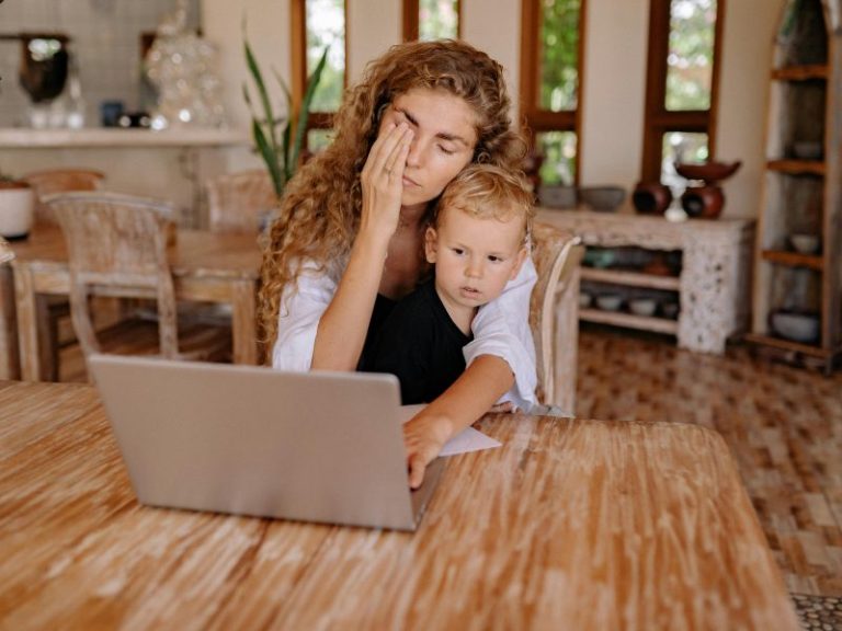 Lavoro e divario di genere: in Italia 7,7 milioni di donne fuori dal mercato