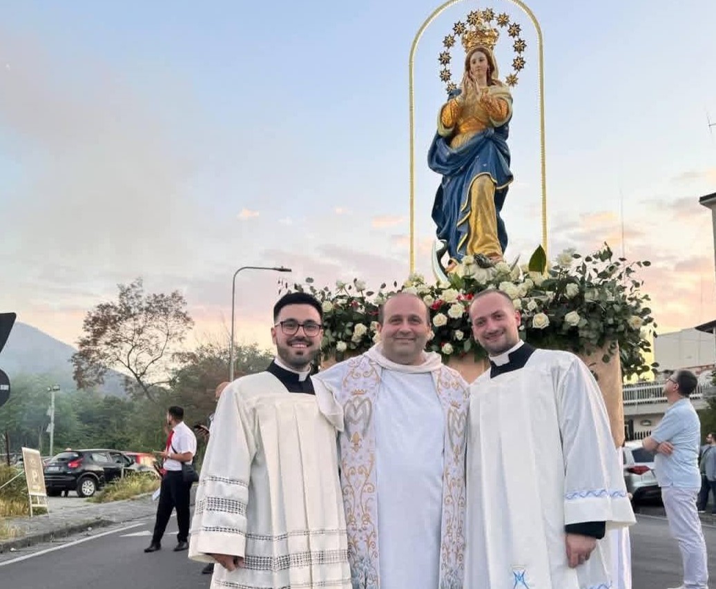 Somma Vesuviana, il Vescovo di Nola ha conferito l’ordinazione diaconale a Carmine Esposito