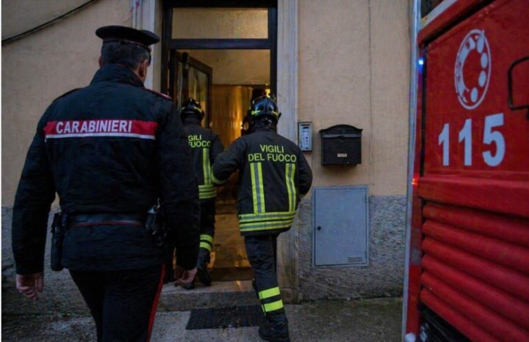 Portici, incendio in casa: anziana muore tra le fiamme