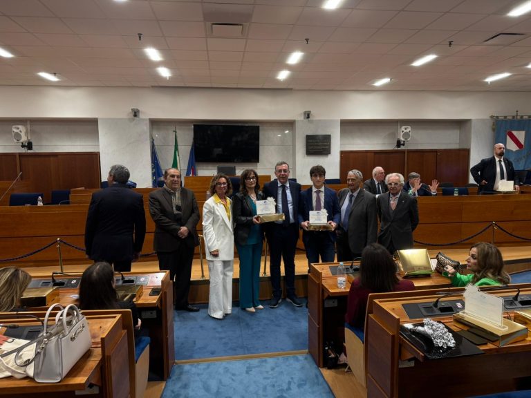 Somma Vesuviana, studente del “Torricelli” premiato al Premio Campania-Europa