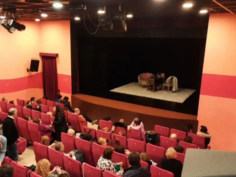 A Portici ritornano i “Senza Pretese” con “Emozioni…musica e cabaret”