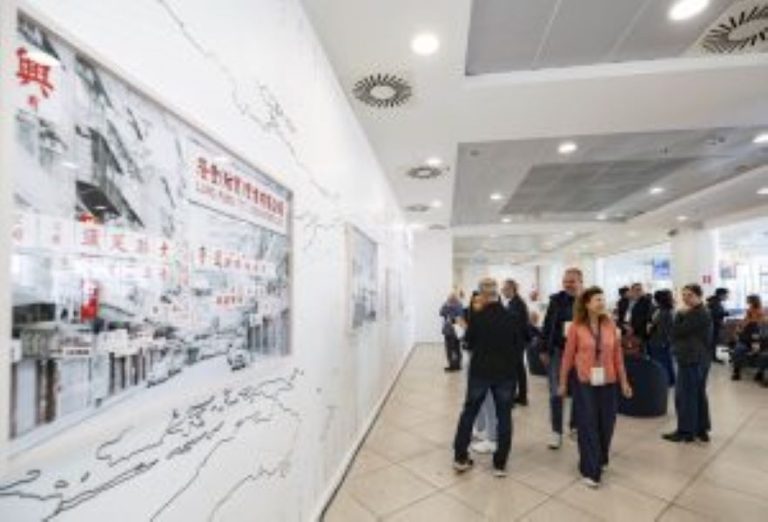 Con What We Want di Francesco Jodice l’arte atterra nell’aeroporto di Napoli