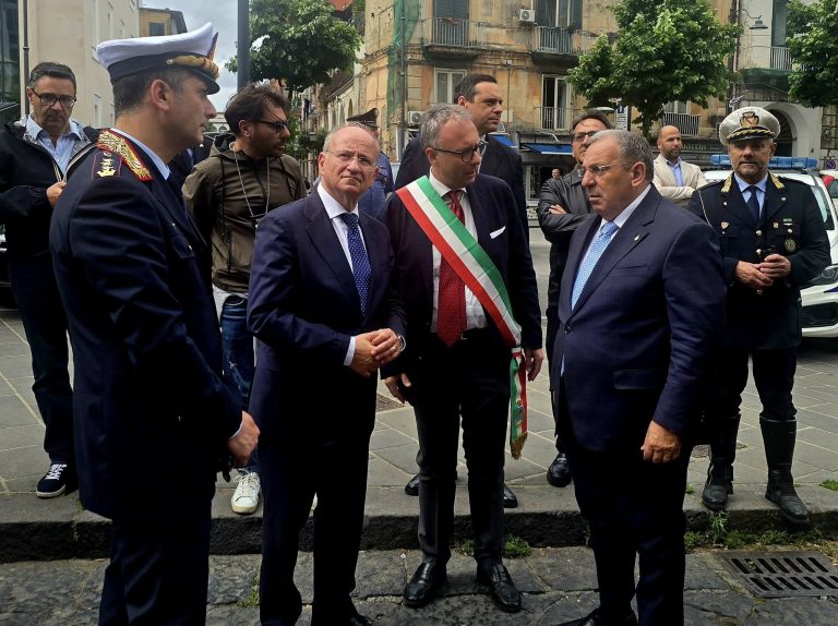 Terra dei Fuochi, a Casoria vertice della Prefettura. Bene: “Modello coi territori dal confronto”