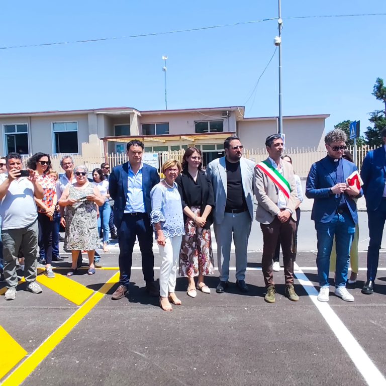 Parcheggio a servizio della scuola della frazione Miuli, inaugurata la nuova area di sosta a Marigliano: “Passo concreto per migliorare viabilità e vivibilità”