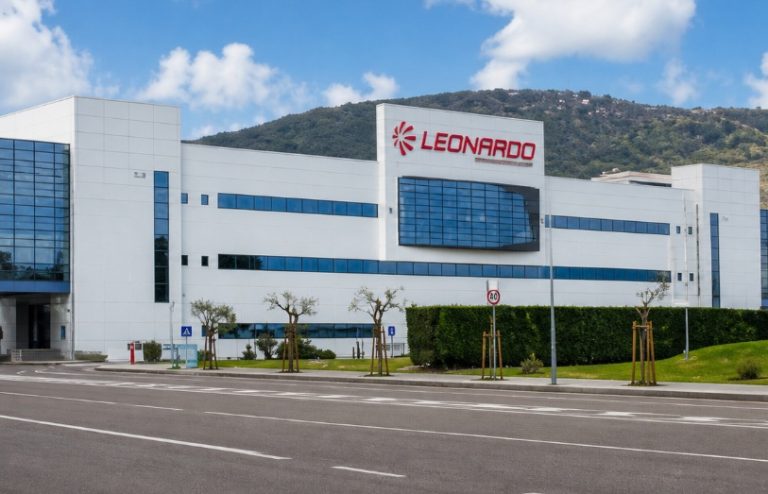 Leonardo Nola, la Fiom attacca: “Situazione inaccettabile tra vestiario e spogliatoi”