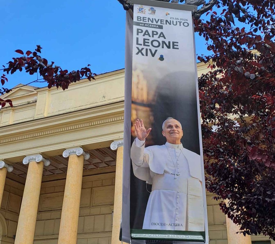 Acerra, Papa Leone arriva nel cuore della Terra avvelenata tra Napoli e Caserta