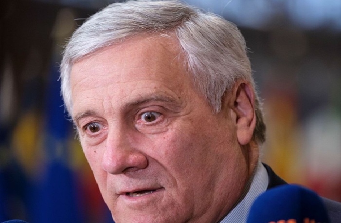 Forza Italia Campania, il nodo dei congressi accende il dibattito interno