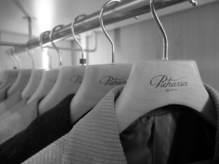 Nel cuore di Napoli l’identità di Pietrarsa: un marchio che affonda le proprie radici nella tradizione sartoriale partenopea