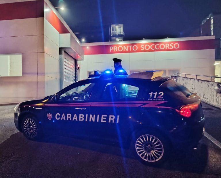 Sant’Anastasia, follia durante l’arresto: 6 carabinieri feriti